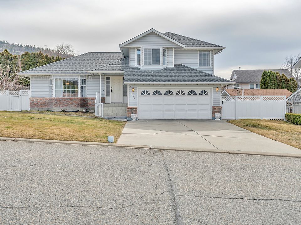 1st image of 136 Rogers Cres