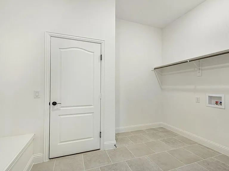 1073 Canuela Way — Photo 28