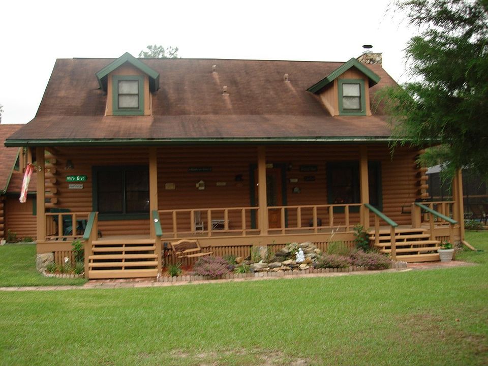 2nd image of 13140 Charlton Dr