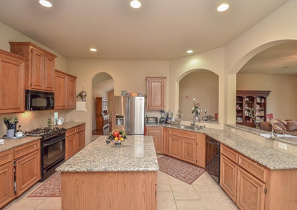 2nd image of 2307 Trinity Manor Ln