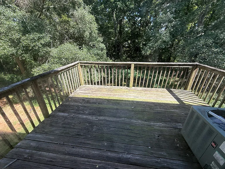 Large private deck to enjoy morning coffee or evening relaxation