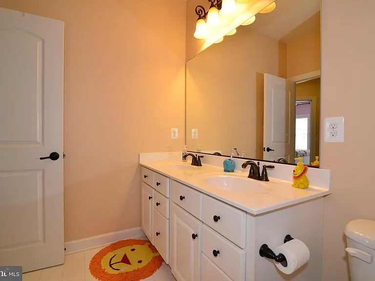 21253 Park Grove Ter — Photo 23