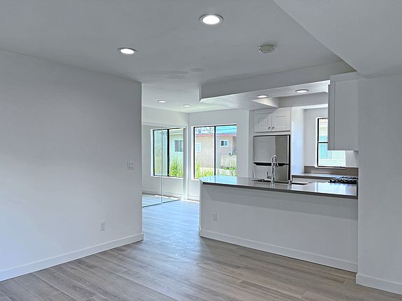 5th image of 1242 McClellan Dr #2d2f448c0