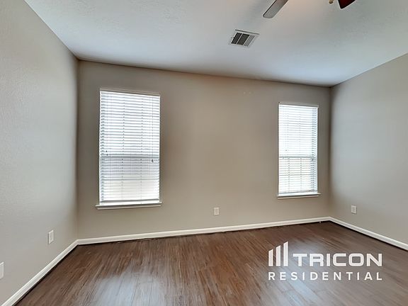 5th image of 16014 Arapaho Bend Ln
