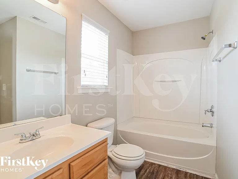 723 Marthas View Dr — Photo 13