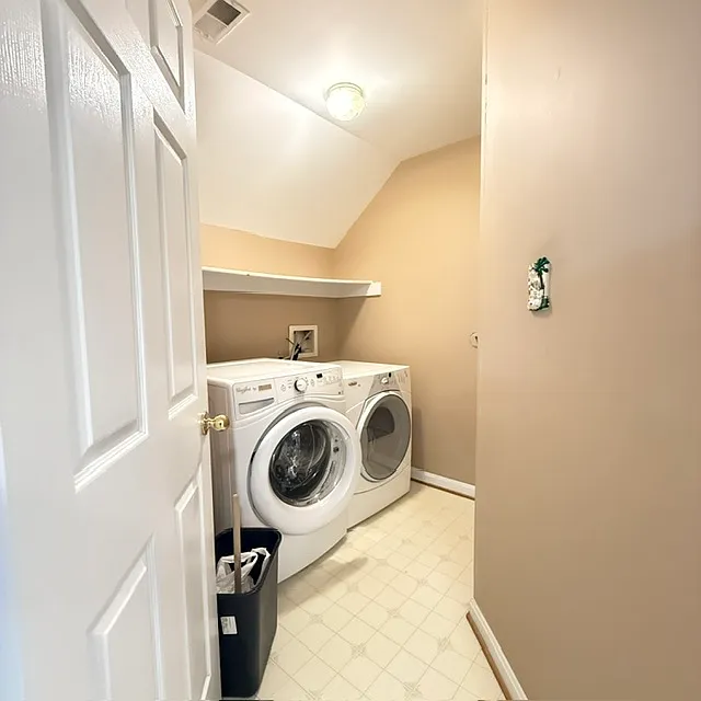 Willow Stream Ln, Fairfax — Photo 2