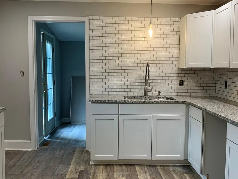512 Pickens St — Photo 5