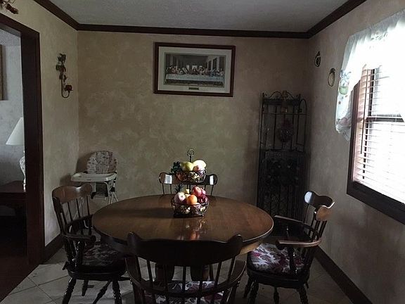 3rd image of 4120 Oil Creek Dr