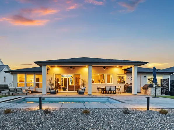 1873 W Oakhampton Dr, Eagle, ID 83616