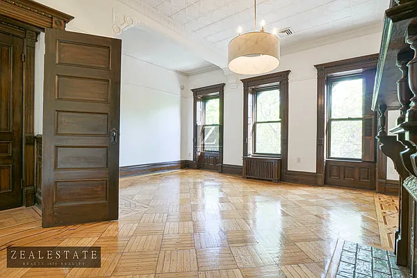 Rented by ZealEstate Group Inc | media 39