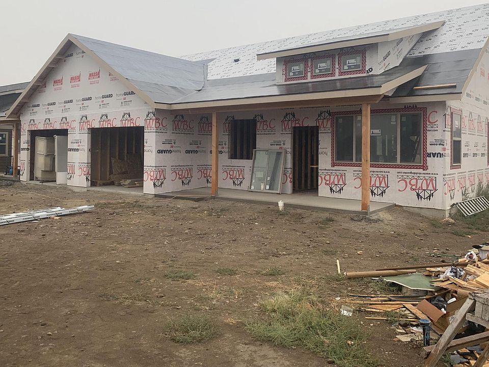2nd image of 545 Racetrack Trl