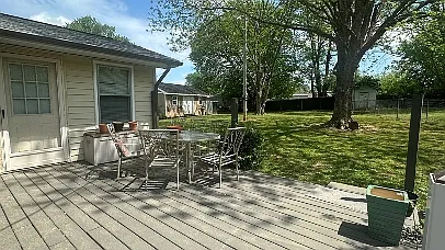 204 Crest Dr — Photo 15