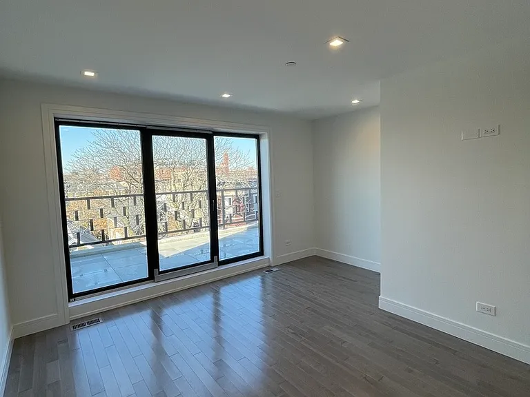 719 N Elizabeth St #3S — Photo 21
