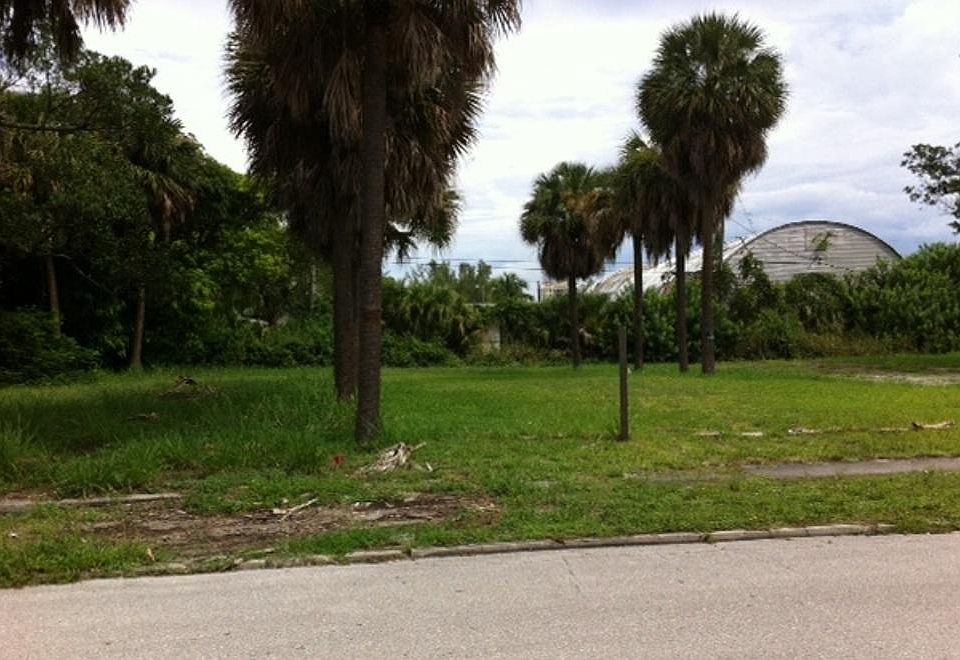 1st image of 501 Claremore Dr