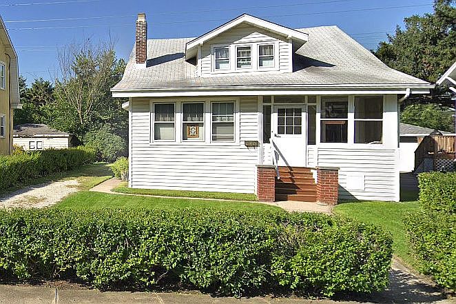 1st image of 534 Arlington Ave