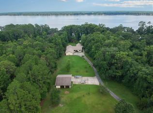 499 W River Rd, Palatka, FL 32177