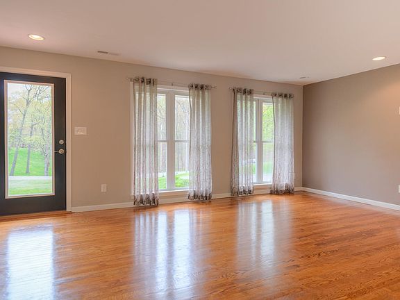 5th image of 5228 Glenvar Heights Blvd