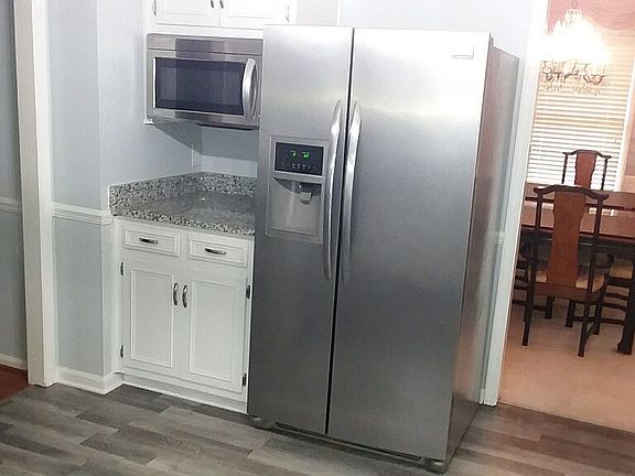 4th image of 1905 Valley Creek Rd