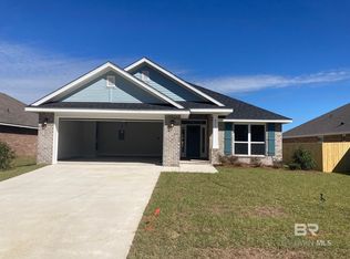 651 Mayflower Dr, Foley, AL 36535