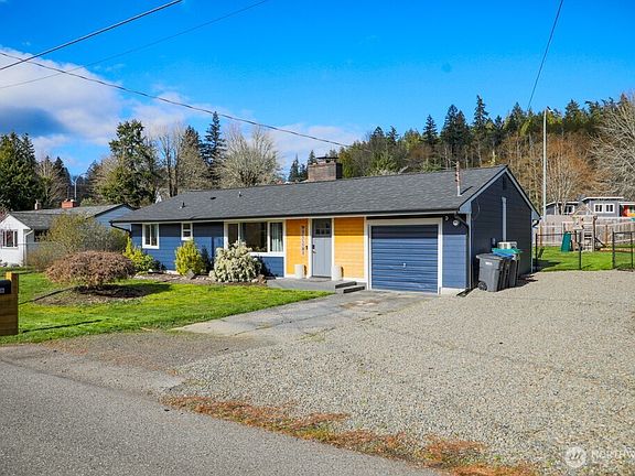 2nd image of 6516 Lake Drive