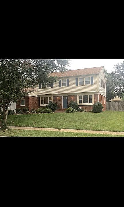 1st image of 2221 Trant Lake Dr