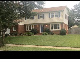 2221 Trant Lake Dr, Virginia Beach, VA 23454