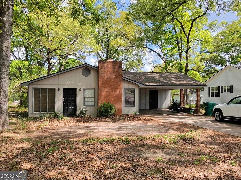 1st image of 210 Bazemore Cir