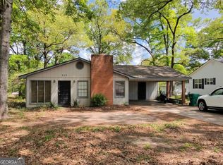 210 Bazemore Cir, Warner Robins, GA 31093