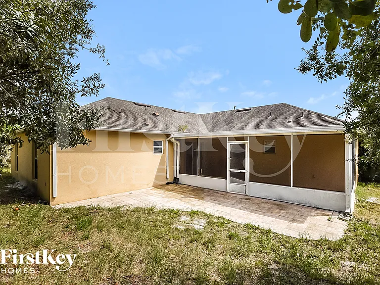 1564 Deerfield Ave — Photo 18