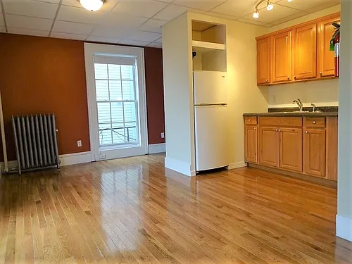 77 Danforth St #5 Photo 1