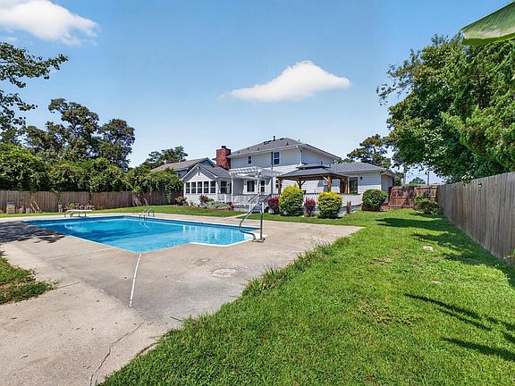 2nd image of 444 Pleasant Home Rd