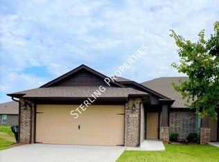 1016 Merlin Cir, Norman, OK 73072