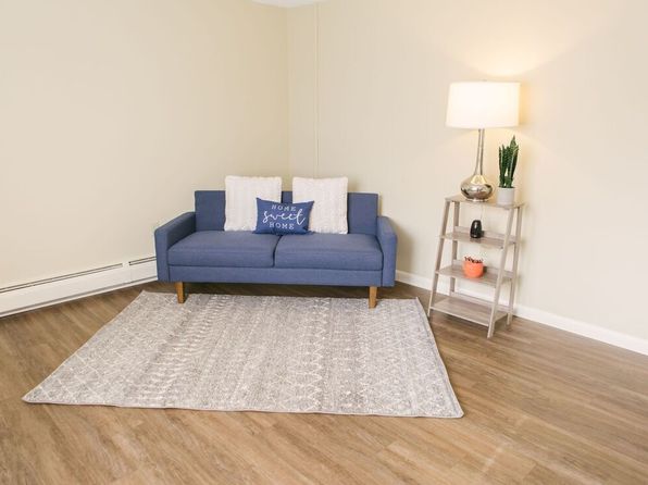 303 Mill Pond Ln #324