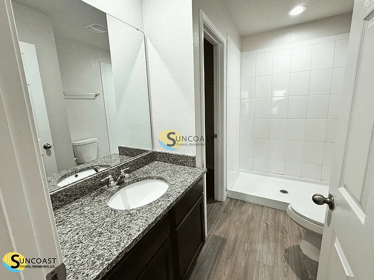 Ricker Villas — Photo 60