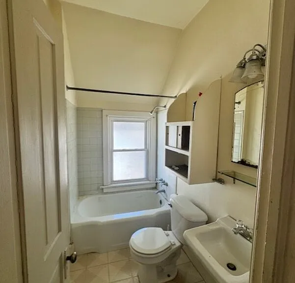 1015 Madison St — Photo 5