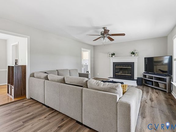 5th image of 3466 Woods Way