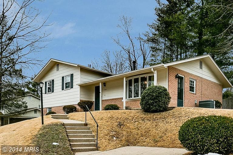 Four Level Split On .27 Acre