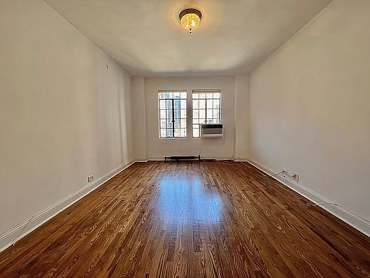 1st image of 25 Tudor City Pl APT 2116