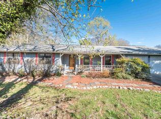 401 Breezy Dr SW, Marietta, GA 30064