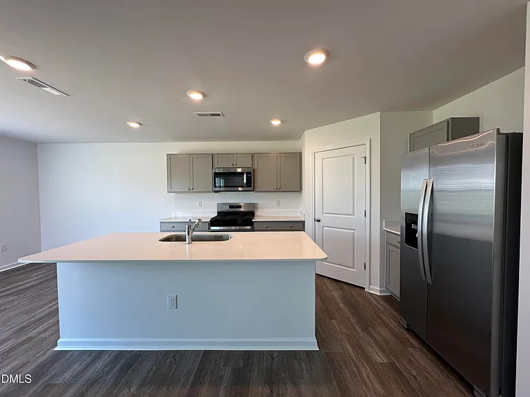 250 Bay Laurel Dr — Photo 8