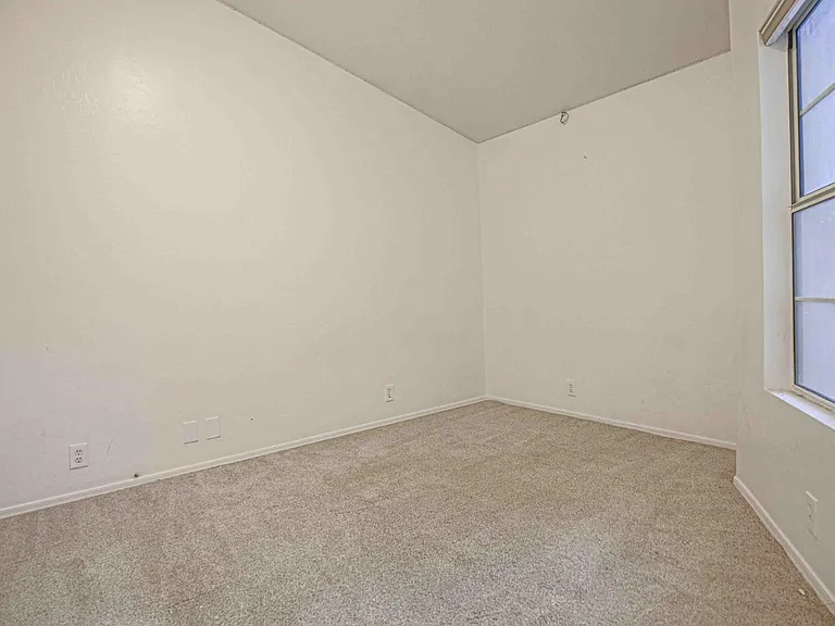 20376 N 66th Dr — Photo 10