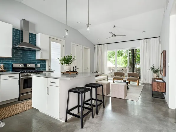 1703 Perez St Unit 2, Austin, TX 78721