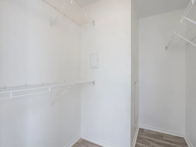 722 Brett Cir — Photo 19