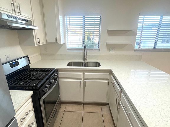 2nd image of 2226 Lewis Ave APT 4