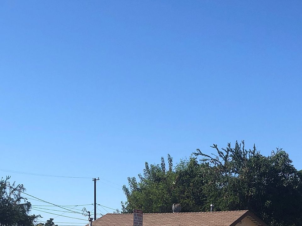 2nd image of 3843 Vineland Ave
