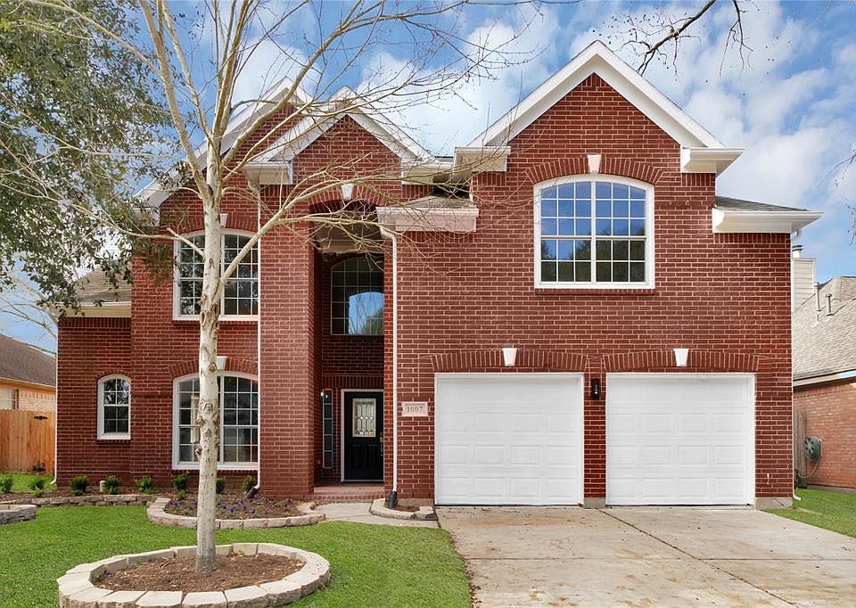 1st image of 1007 Albany Ct