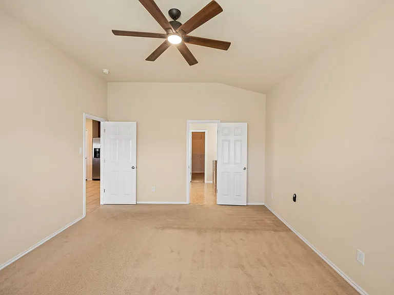 25839 Big Bluestem — Photo 27