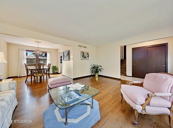 3rd image of 7210 Whittier Dr