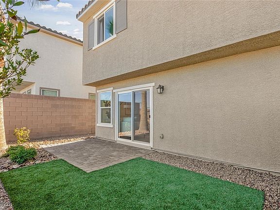 4th image of 308 Quail Finch Dr