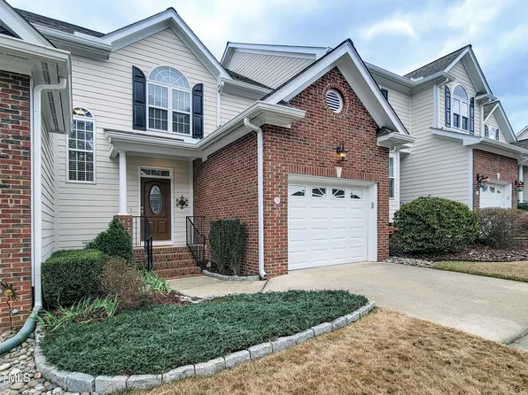 218 Harbor Creek Dr, Cary, NC 27511
